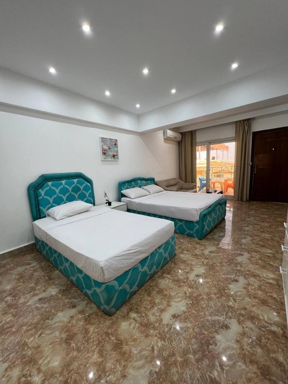 Lilly Rooms And Studio Хургада Экстерьер фото