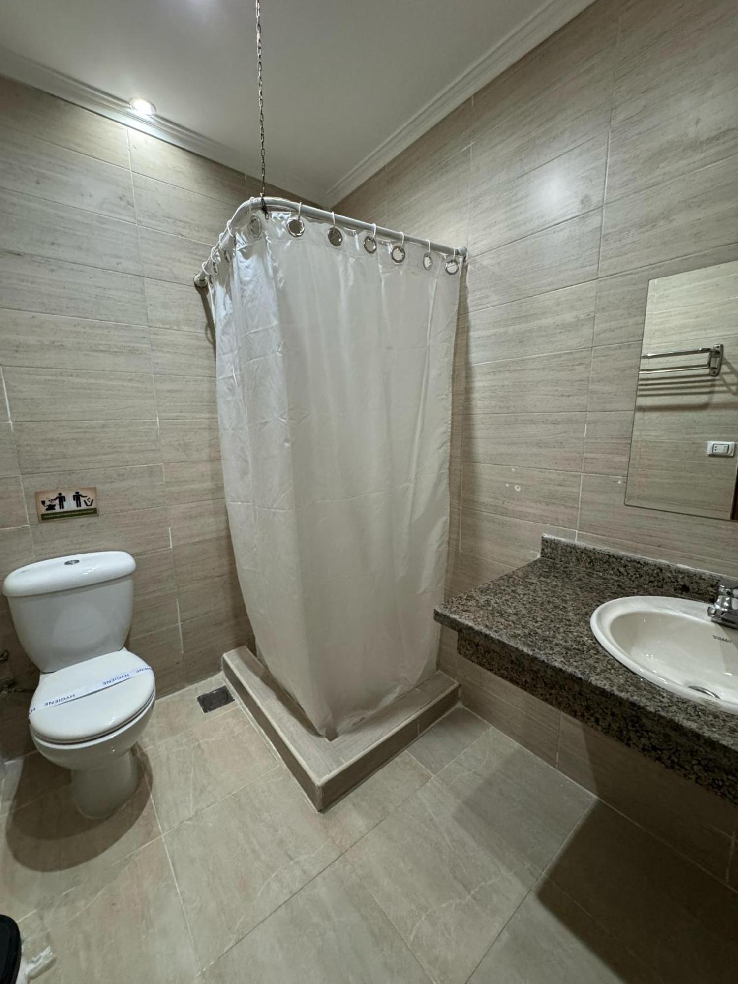 Lilly Rooms And Studio Хургада Экстерьер фото